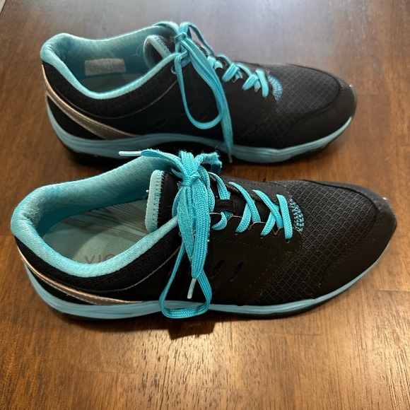 Vionic Venture Black Blue Walking Athletic Sneaker EUC Size 8 - Picture 5 of 12